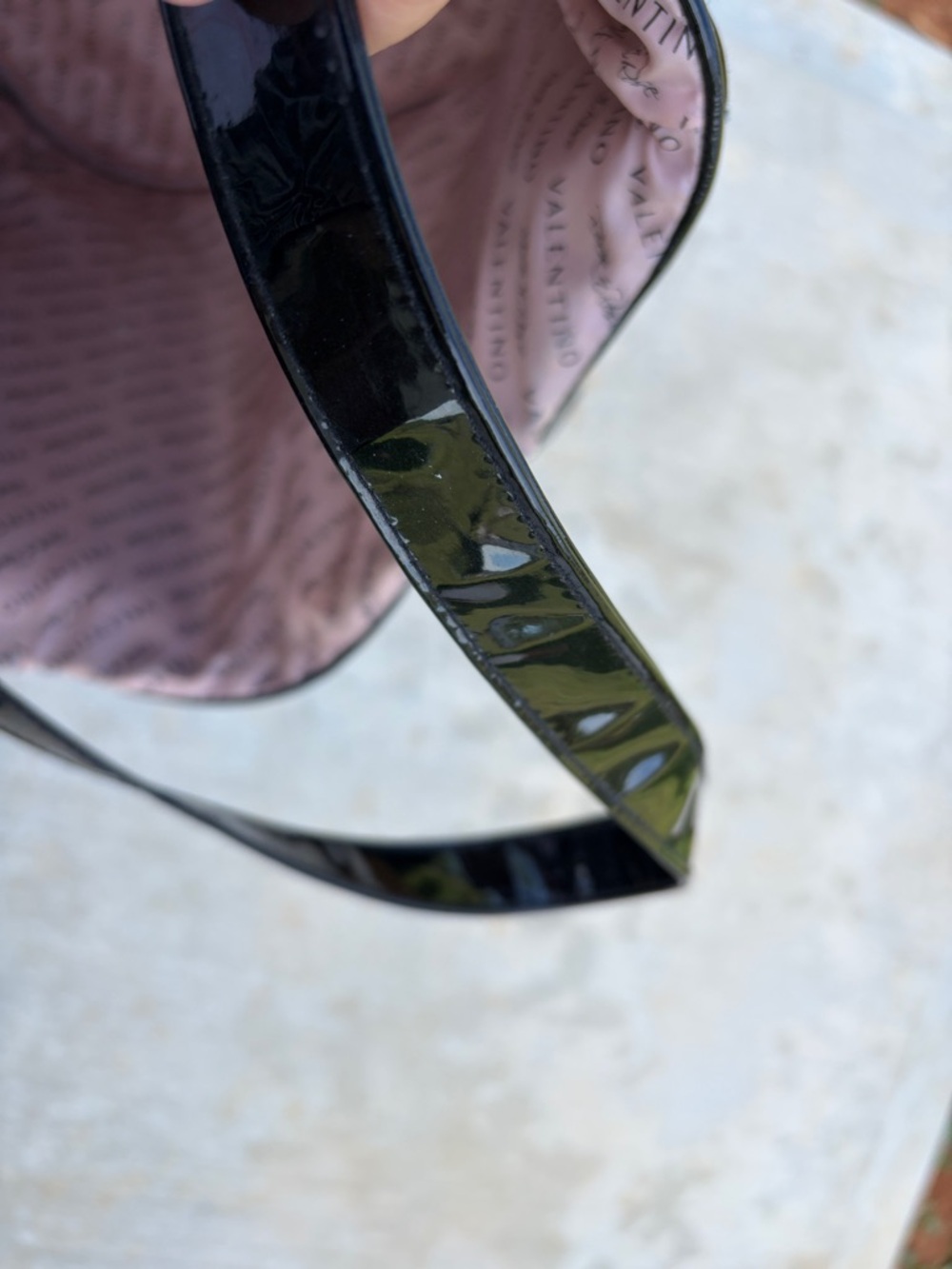 Valentino Rock’n Rose perfume bag - Picture 8 of 10